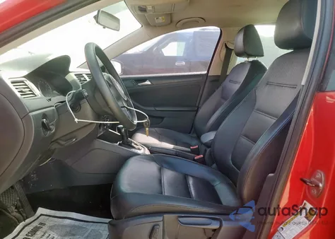 2014 Volkswagen Jetta Se из США, поврежденный, VIN 3VWD17AJ4EM215526